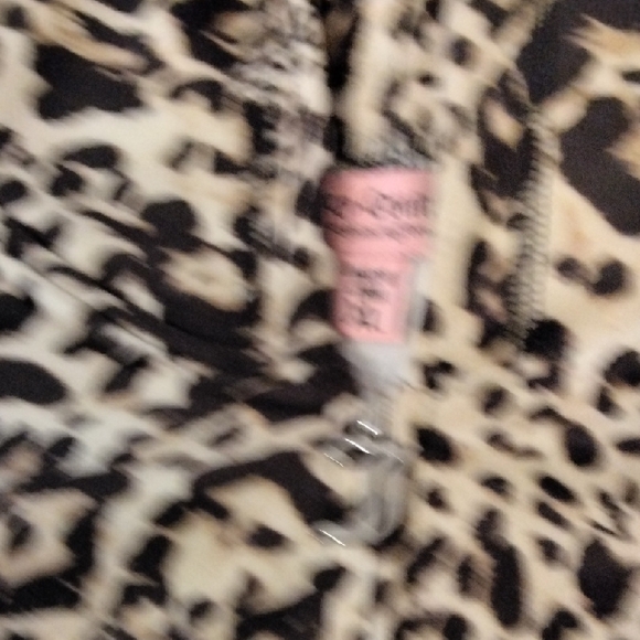 Juicy Couture Animal Print Hooded Romper - Picture 3 of 11